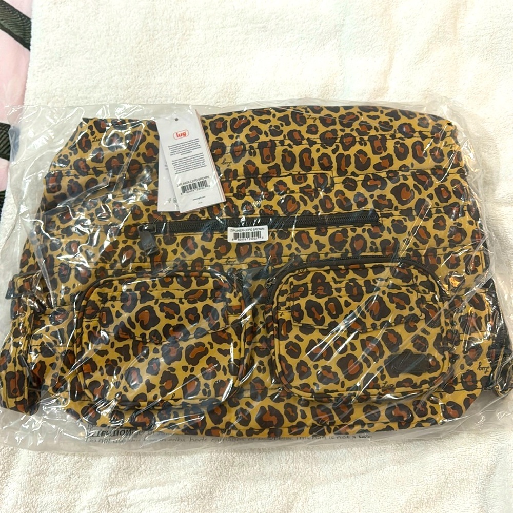Lug convertible backpack Zipliner in Leopard Brown no flaws smoke free home